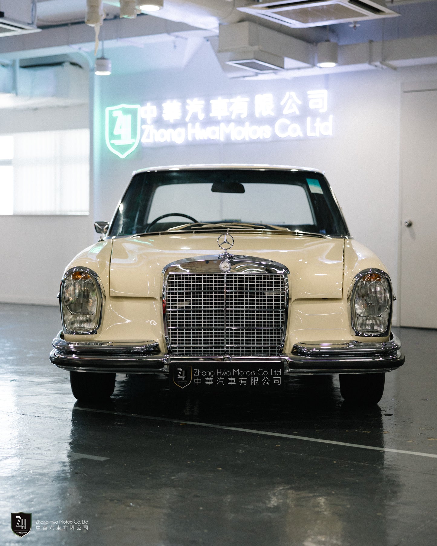 1973 Mercedes-Benz 280 S