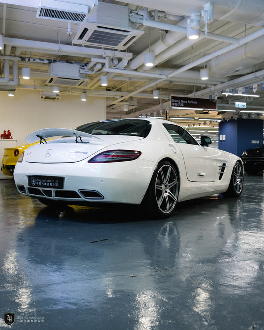 2010 Mercedes-Benz AMG SLS
