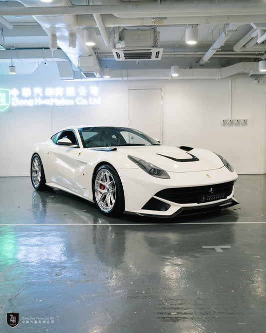 2013/14 Ferrari F12 Berlinetta