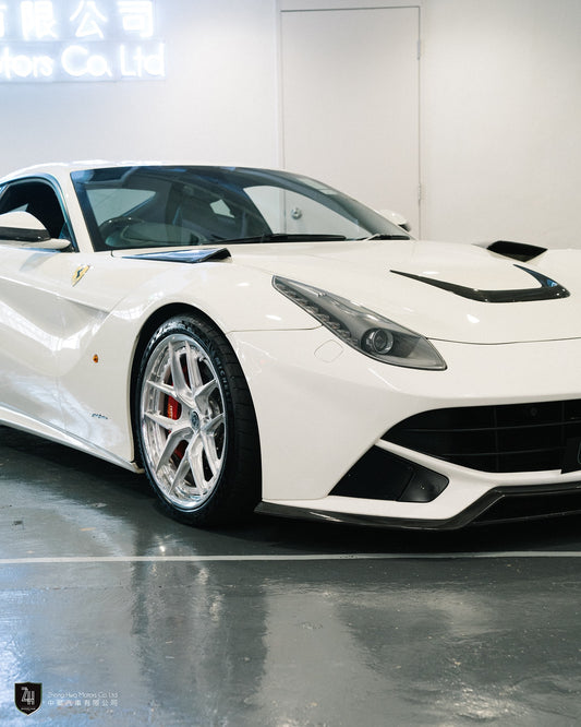2013/14 Ferrari F12 Berlinetta