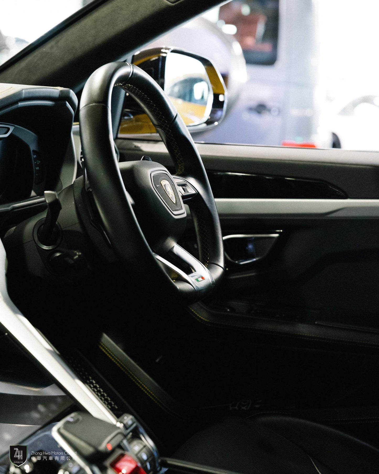 2019 Lamborghini URUS