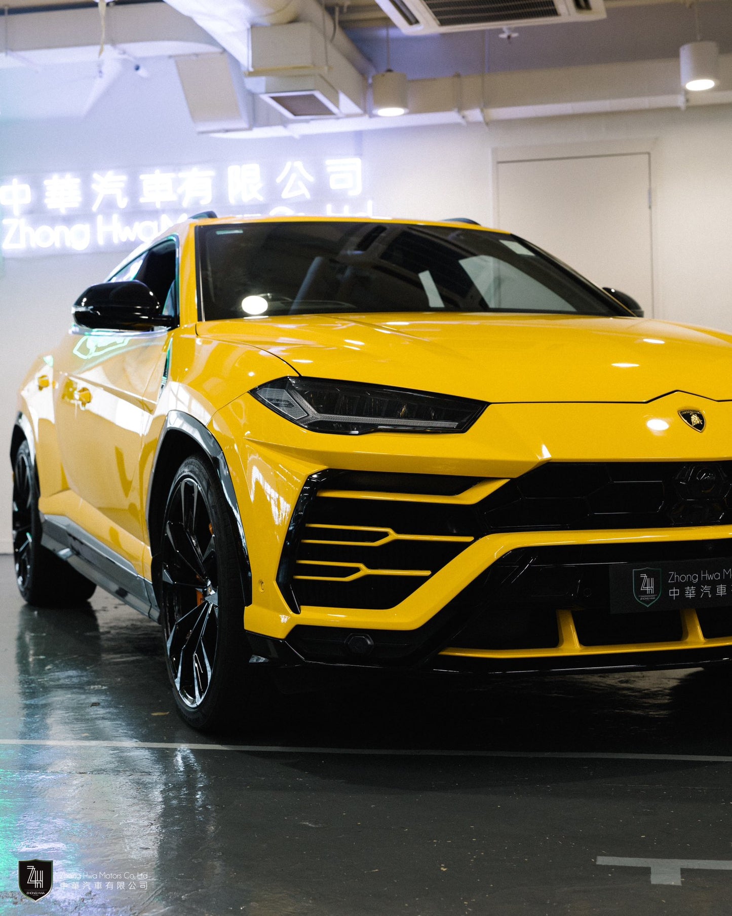 2019 Lamborghini URUS
