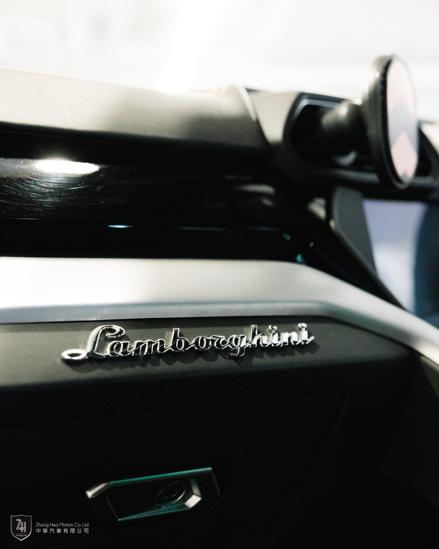 2019 Lamborghini URUS