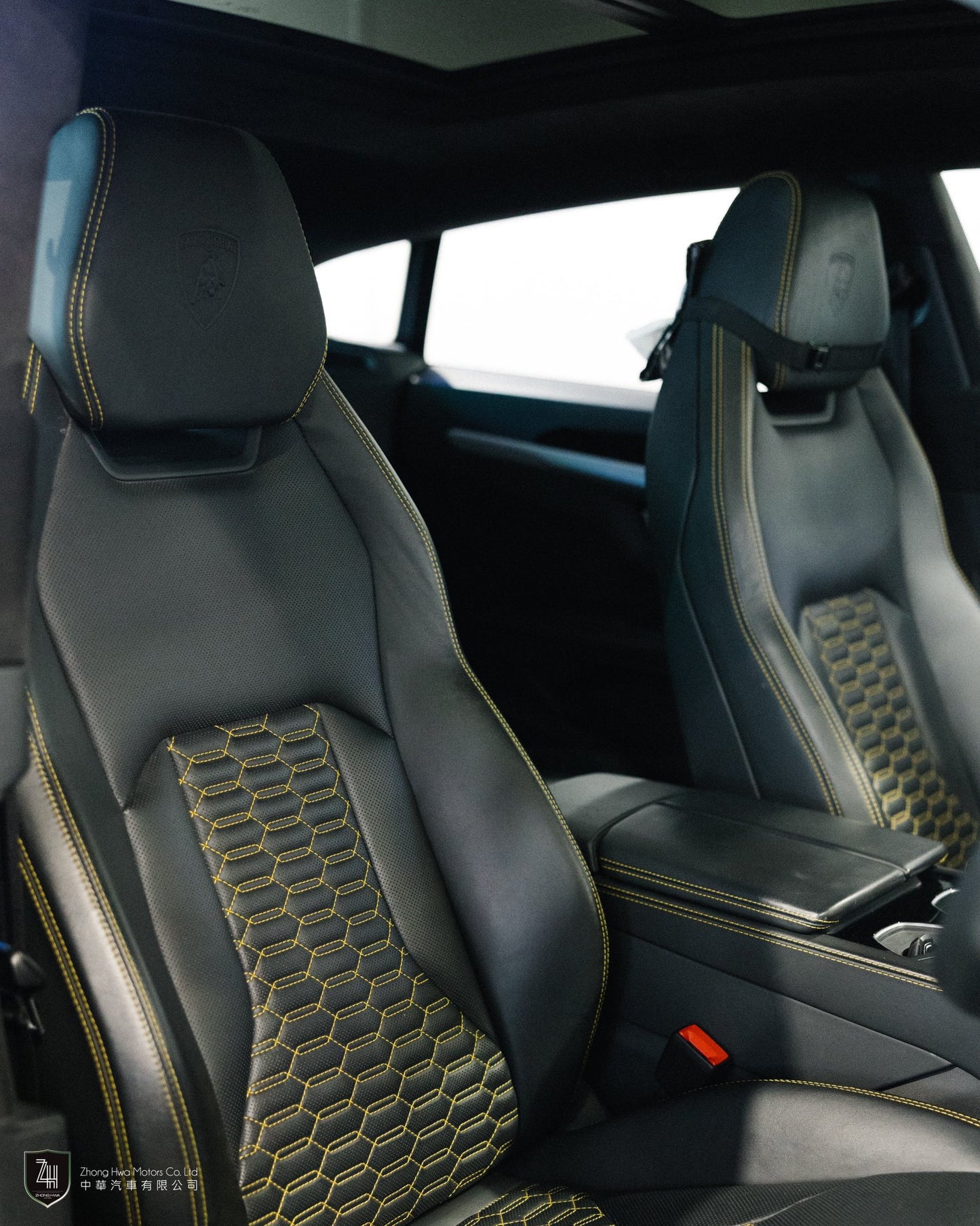 2019 Lamborghini URUS