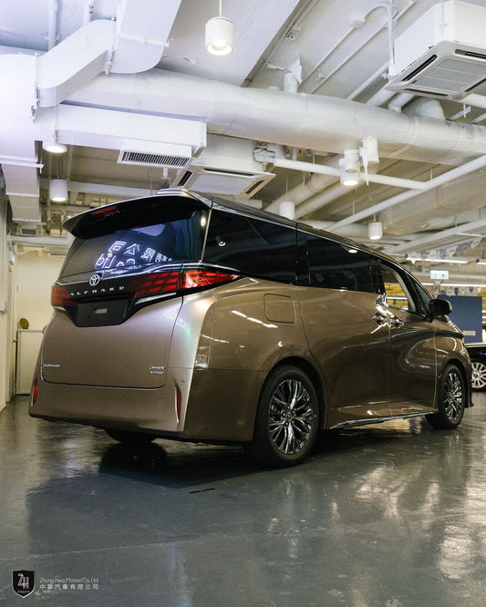 2025 Vellfire 2.5 Hybrid E-four HEV