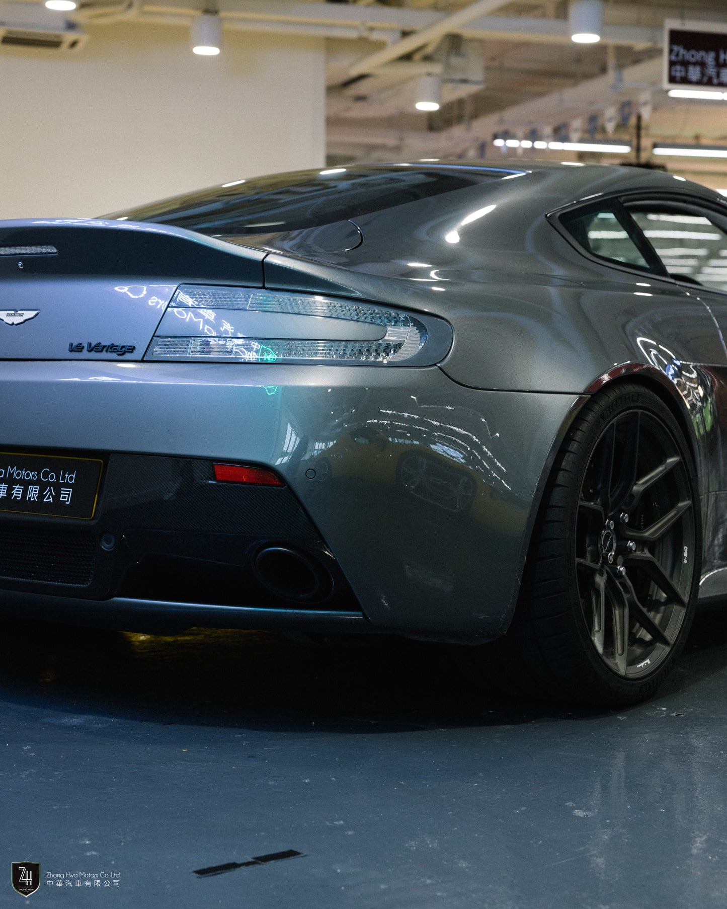 2009 Aston Martin Vantage V12