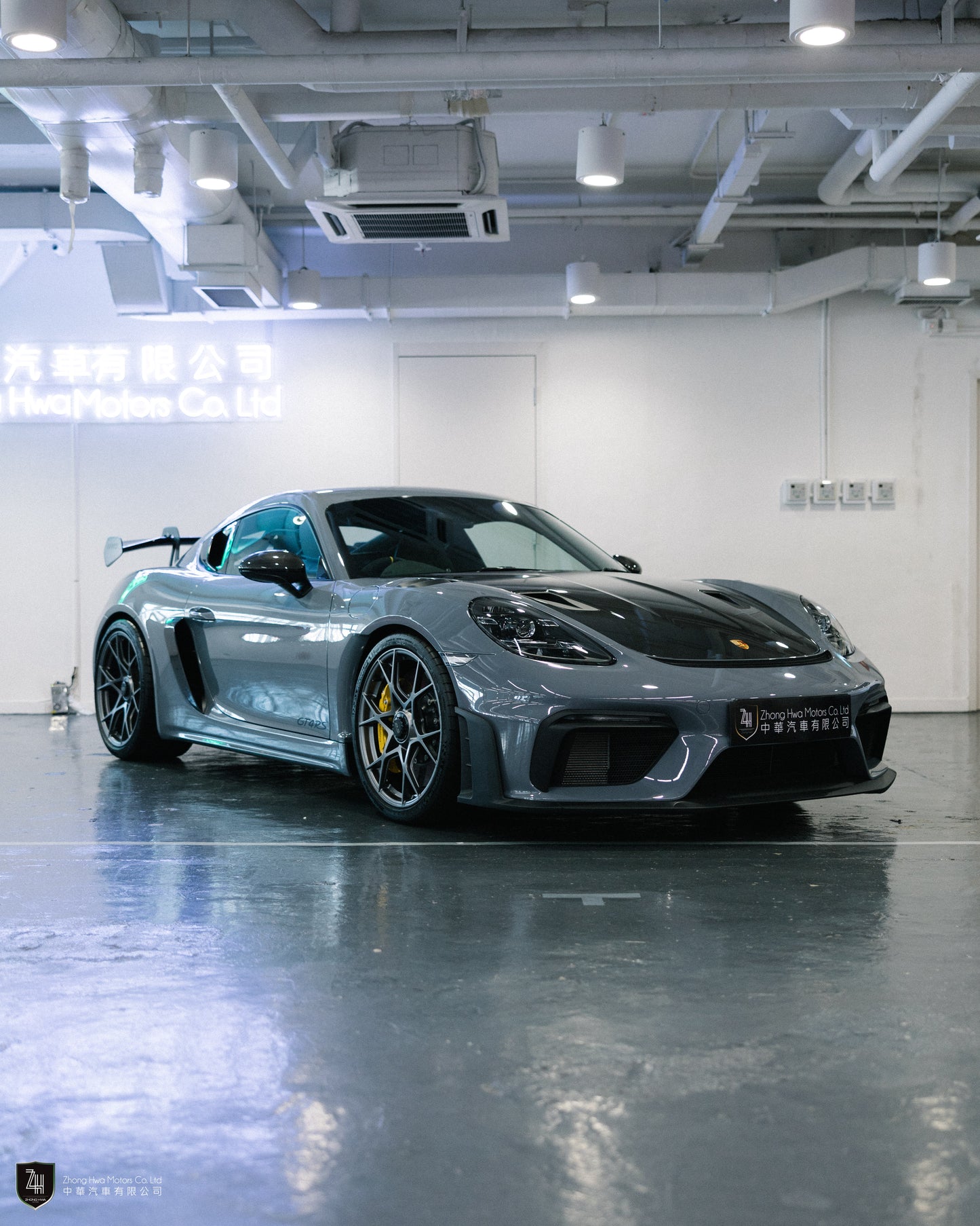 2023 Porsche 718 GT4 RS