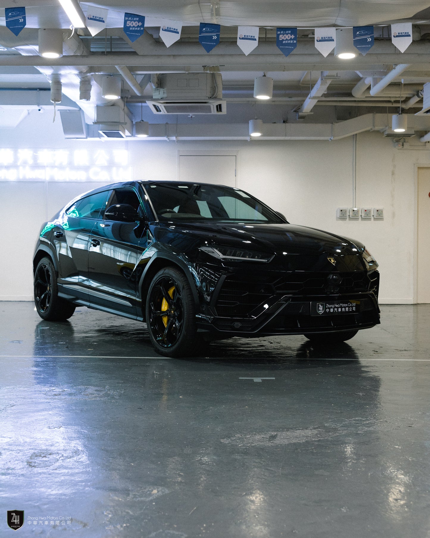 2019 Lamborghini URUS