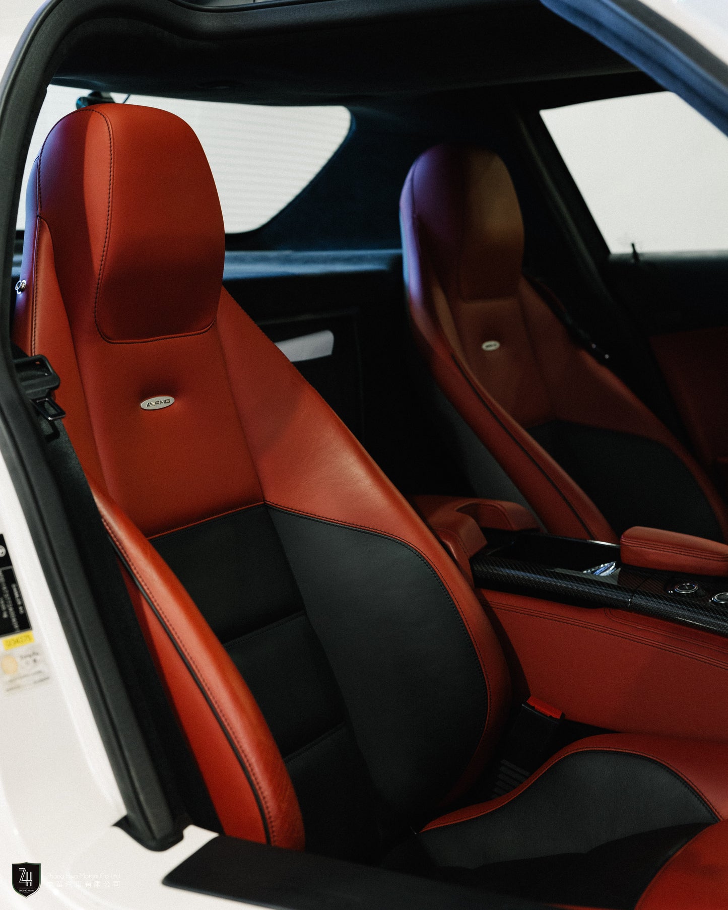 2010 Mercedes-Benz AMG SLS