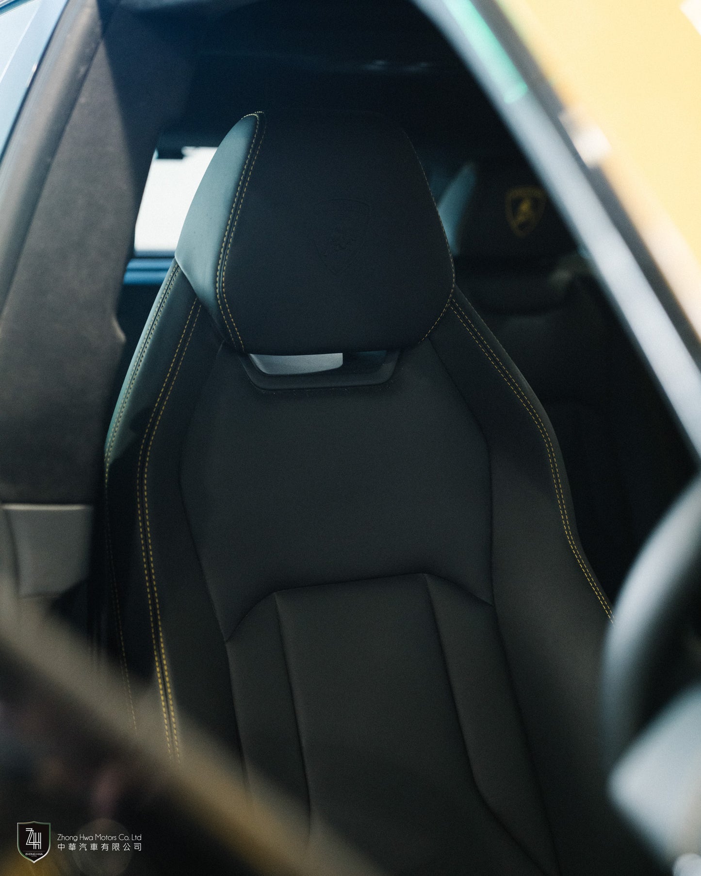 2020 Lamborghini URUS