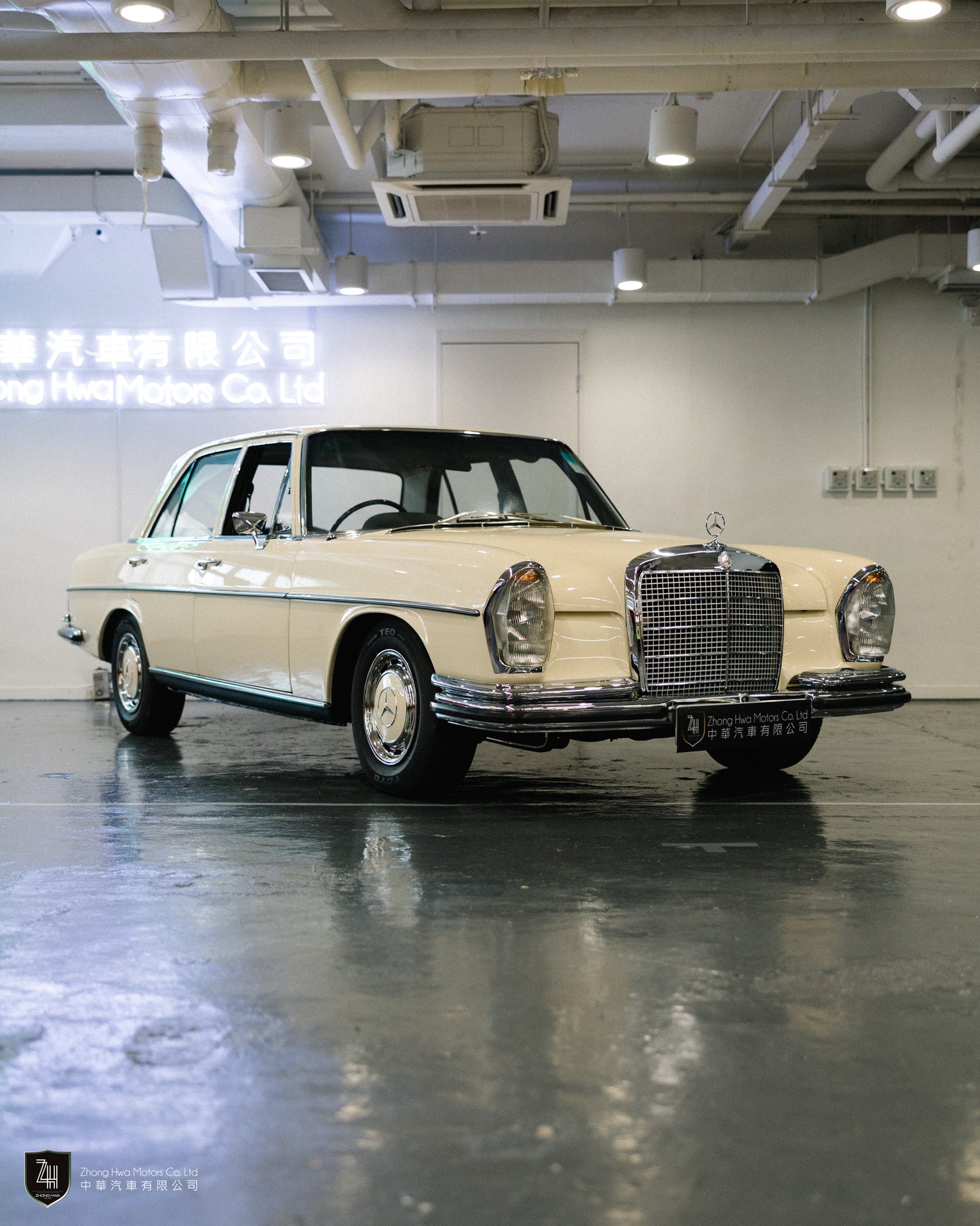 1973 Mercedes-Benz 280 S