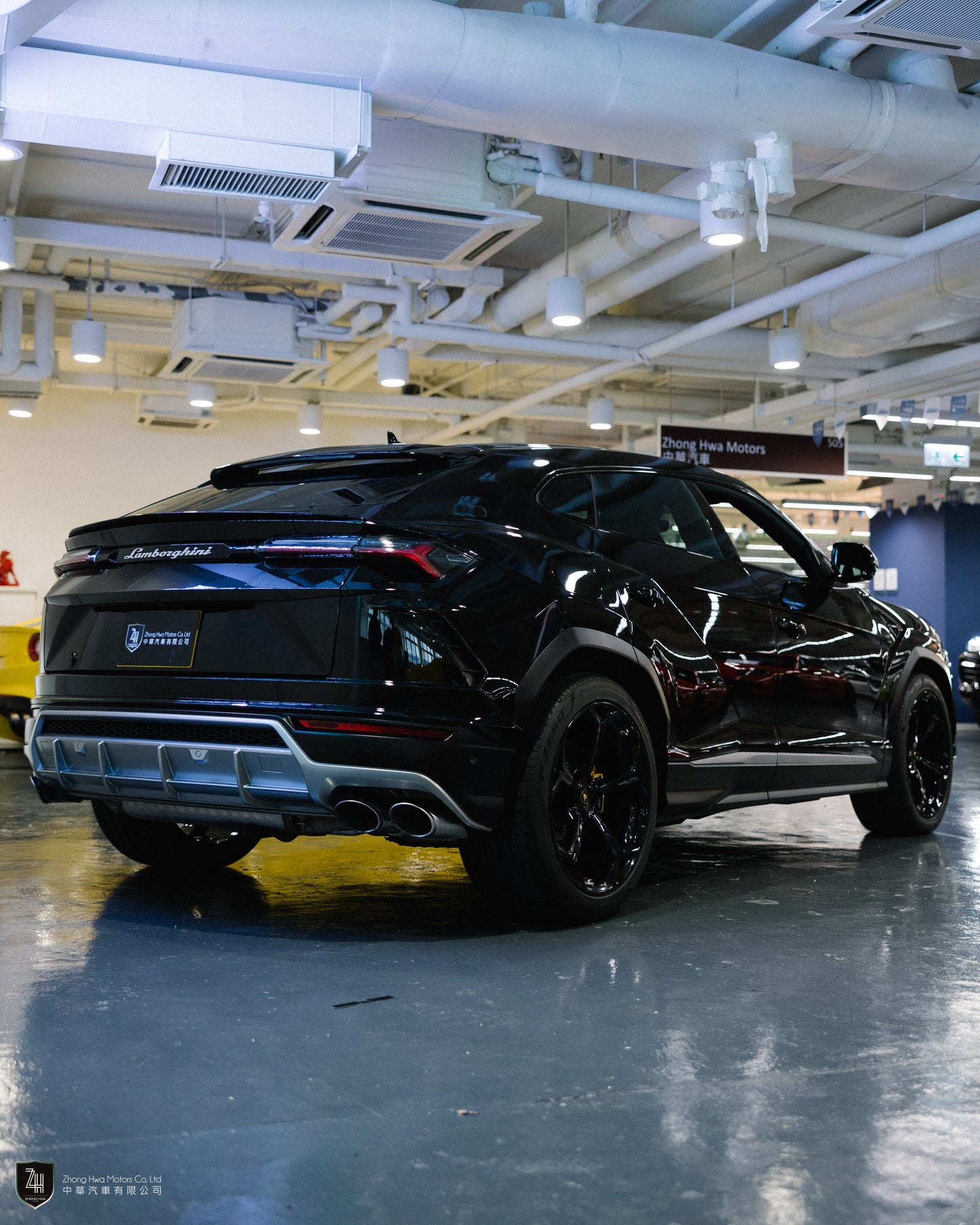 2019 Lamborghini URUS