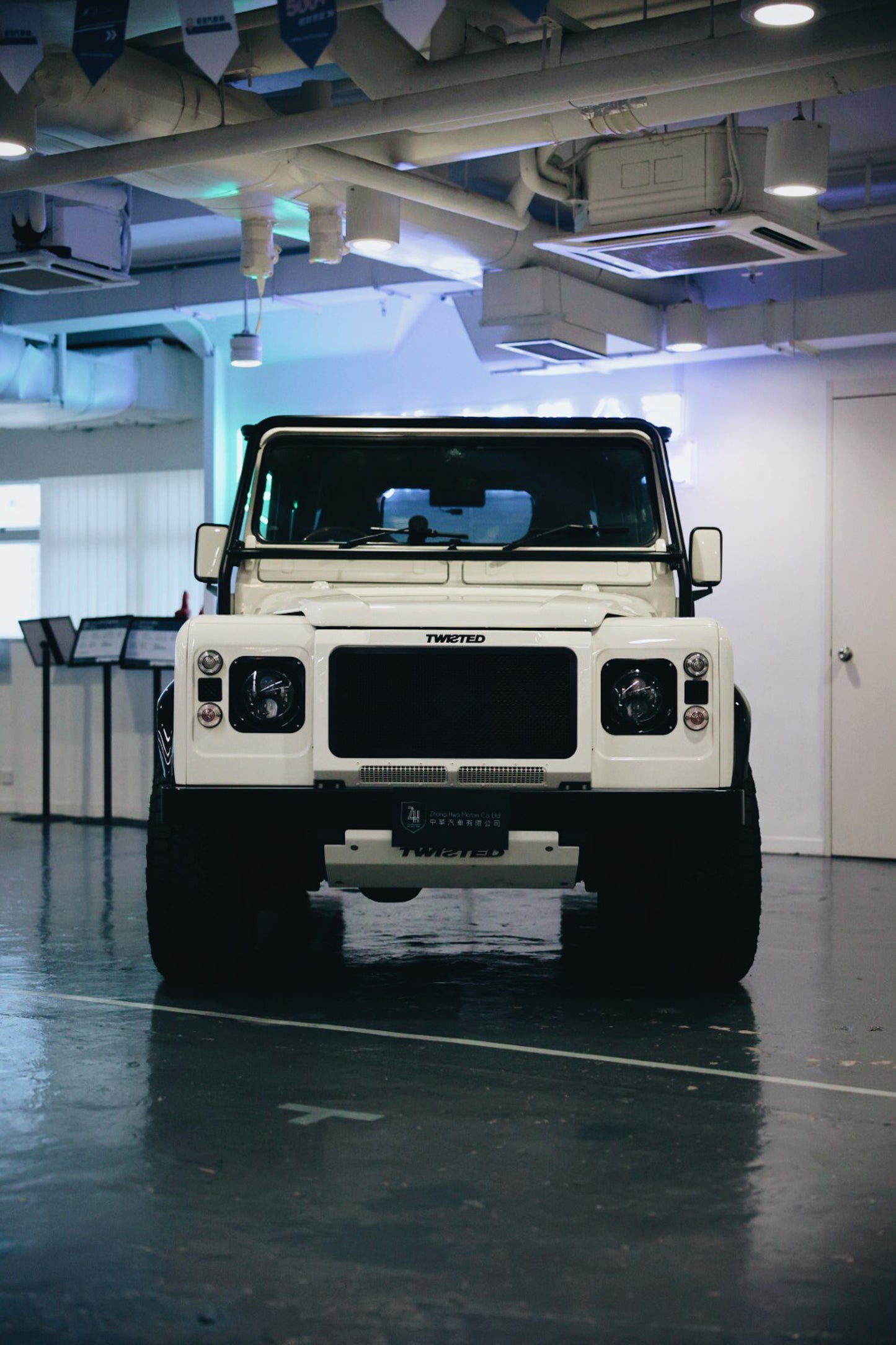 1999 Twisted Land Rover Defender 50th Anniversary Edition