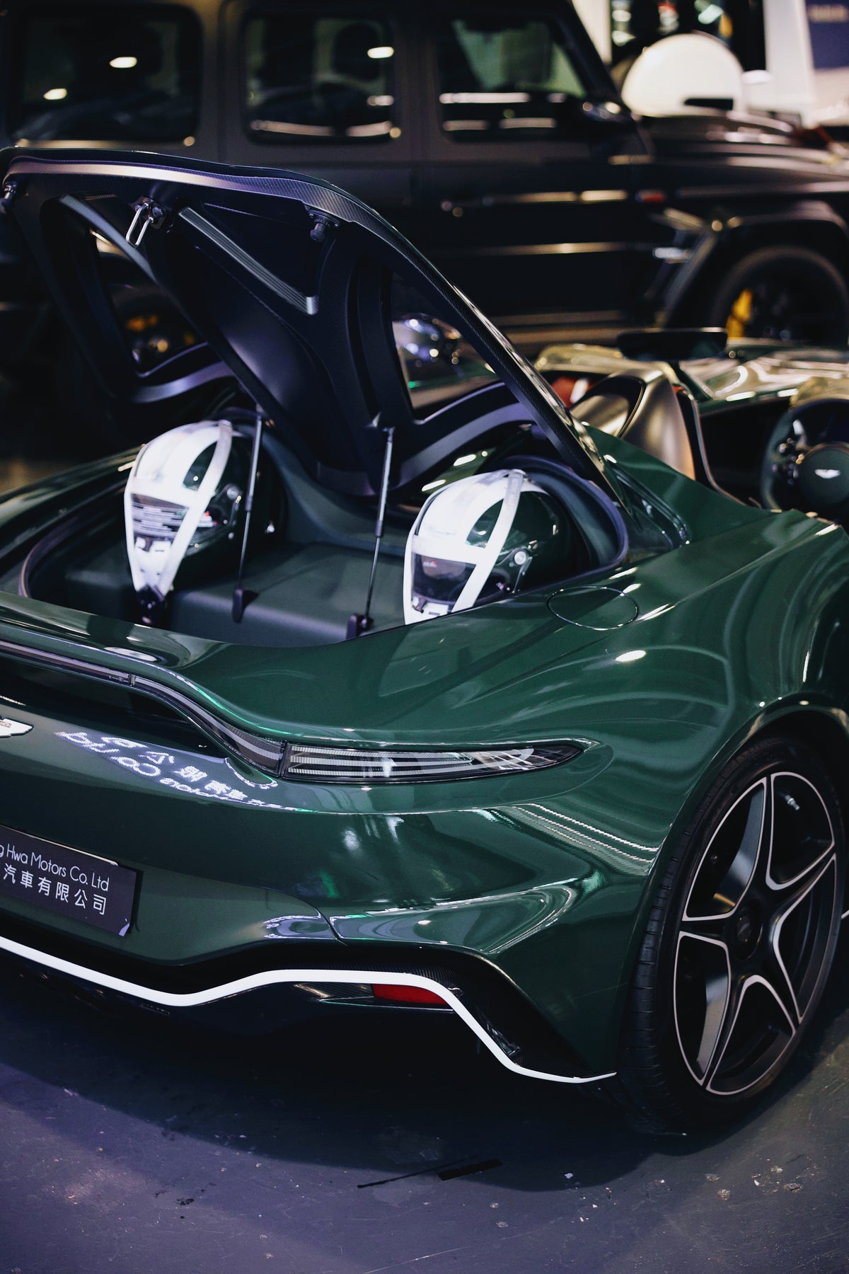 2021 Aston Martin V12 Speedster