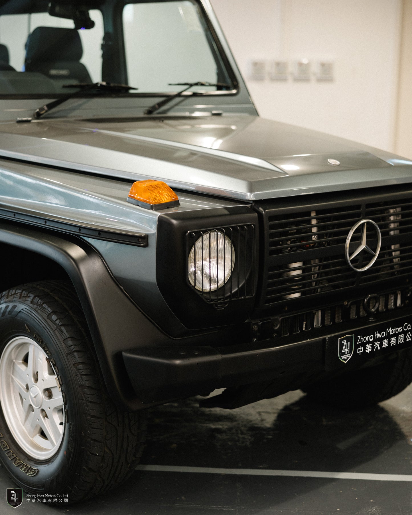 1987 Mercedes-Benz 230GE