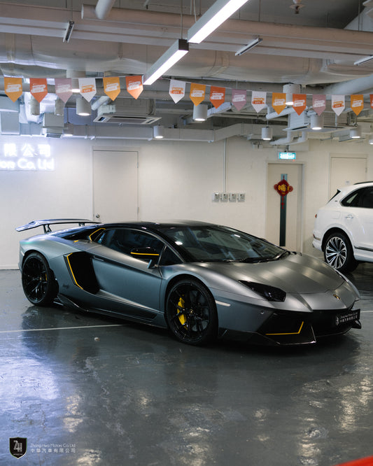 2012 Lamborghini Aventador LP700-4