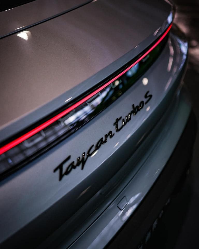 2020 Porsche Taycan Turbo S