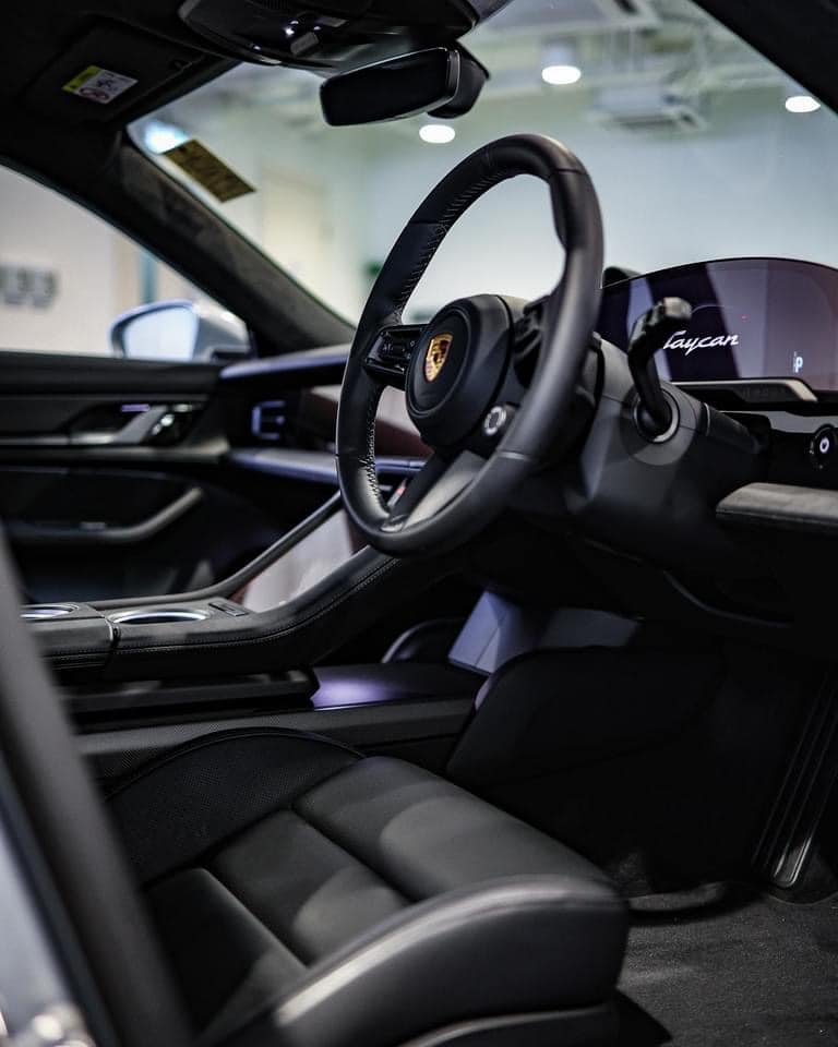 2020 Porsche Taycan Turbo S