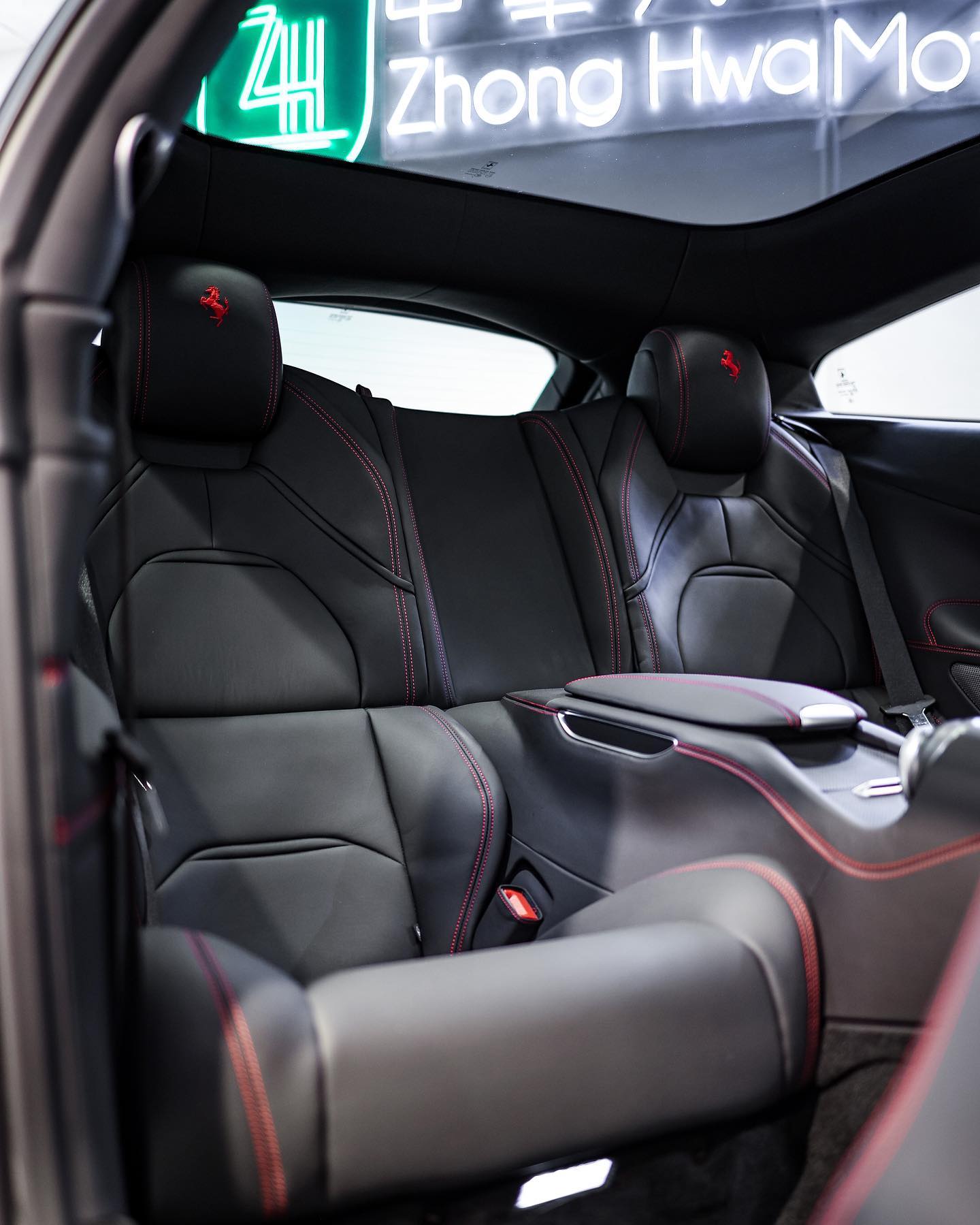 2018/19 Ferrari GTC4Lusso