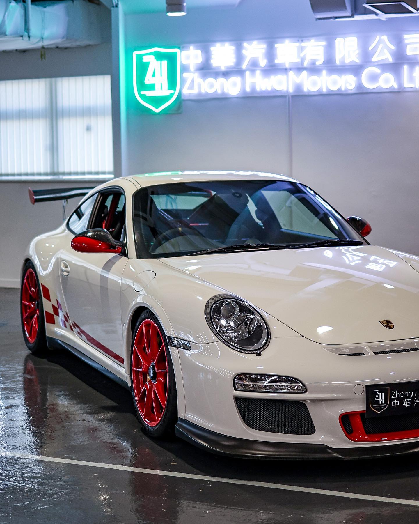 2010 Porsche 911 GT3 RS 3.8 - 997.2