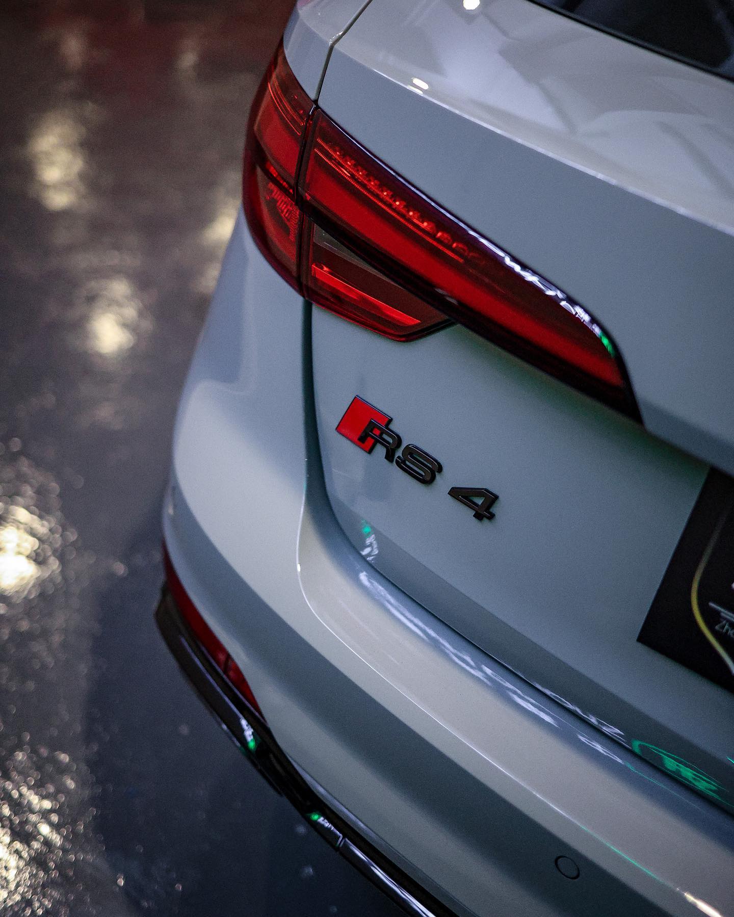 2019 Audi RS4 AVANT