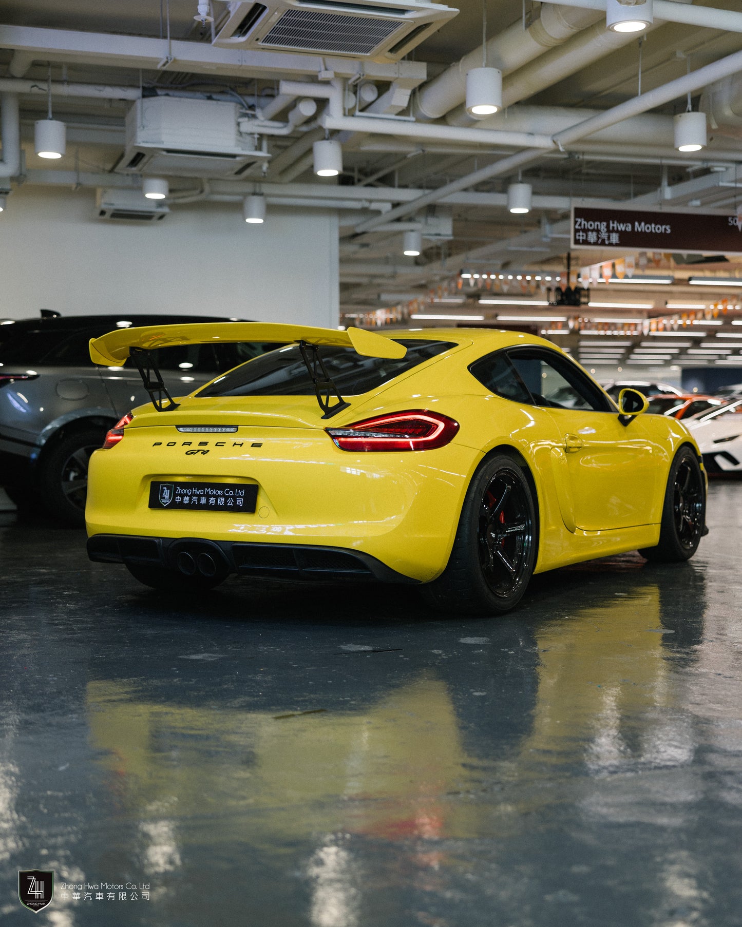 2016 Porsche 981 Cayman GT4