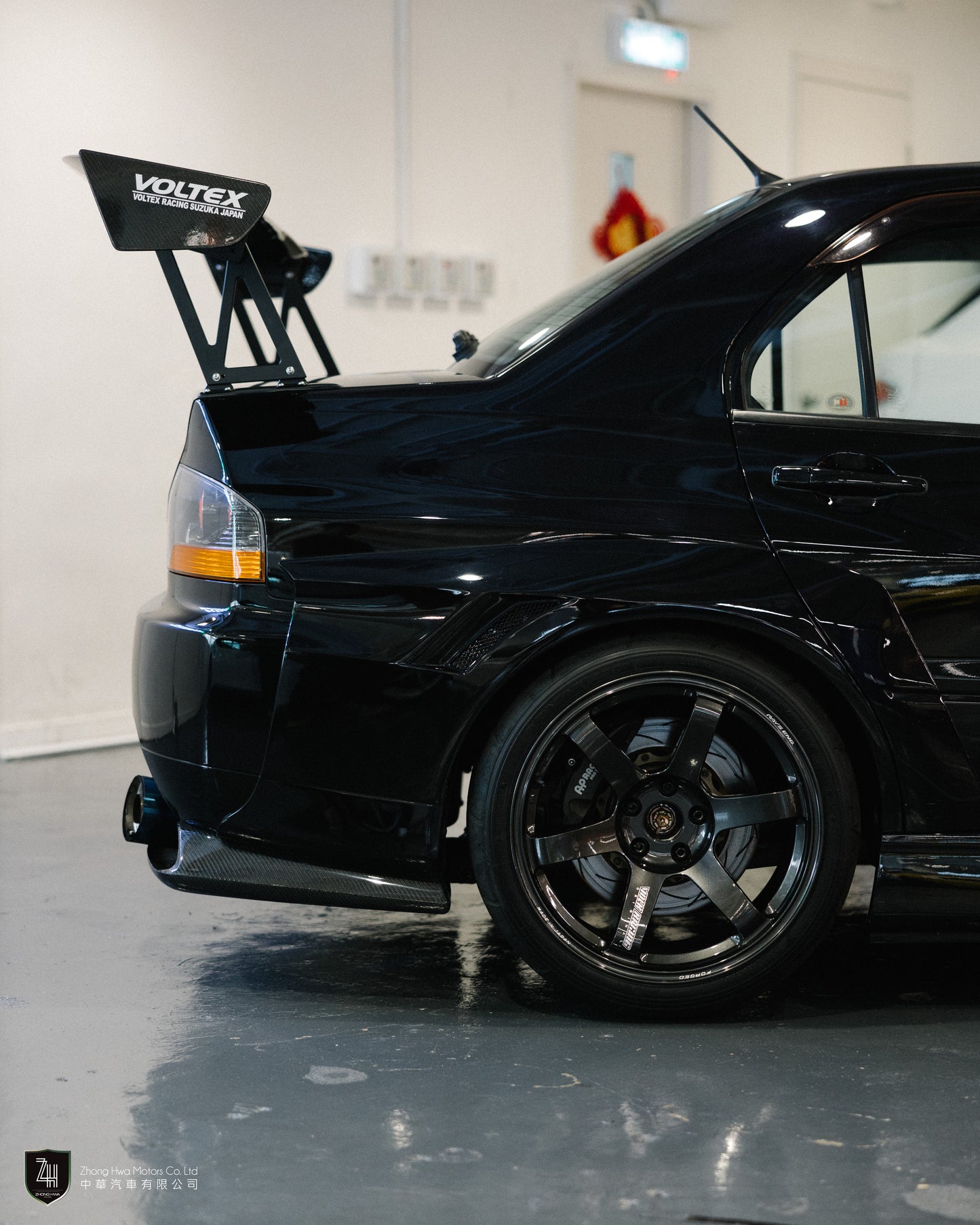 2005 Mitsubishi Evolution 9 VOLTEX