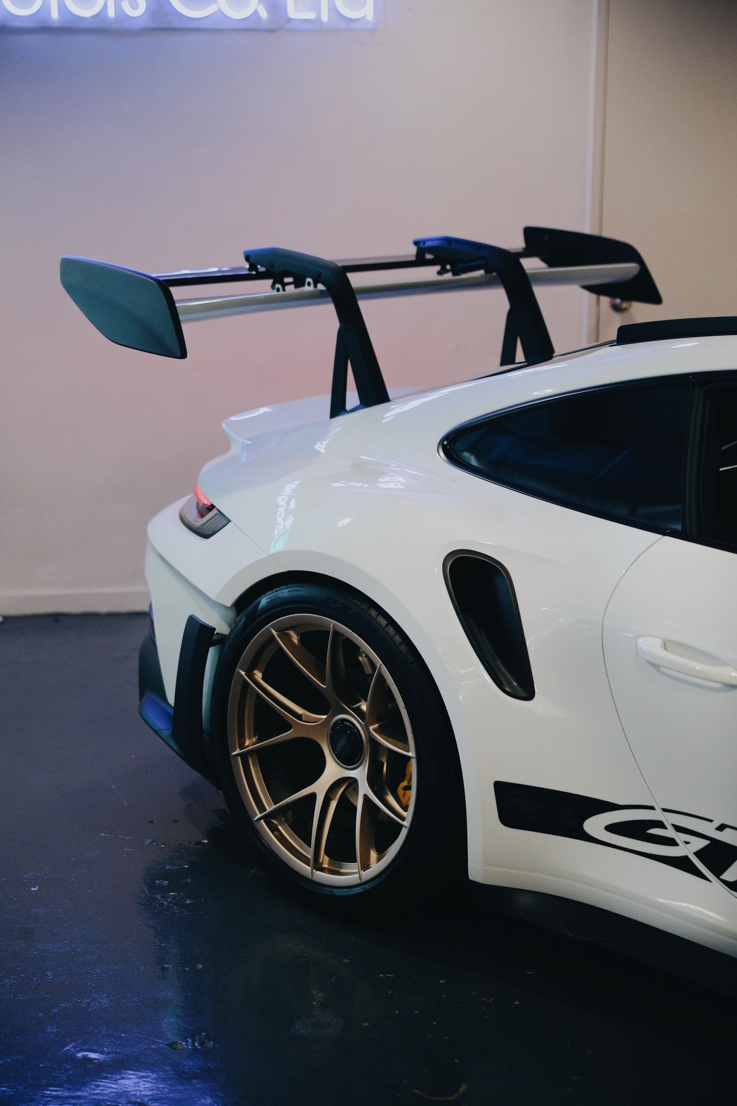 2023 Porsche 992 GT3 RS Weissach Package