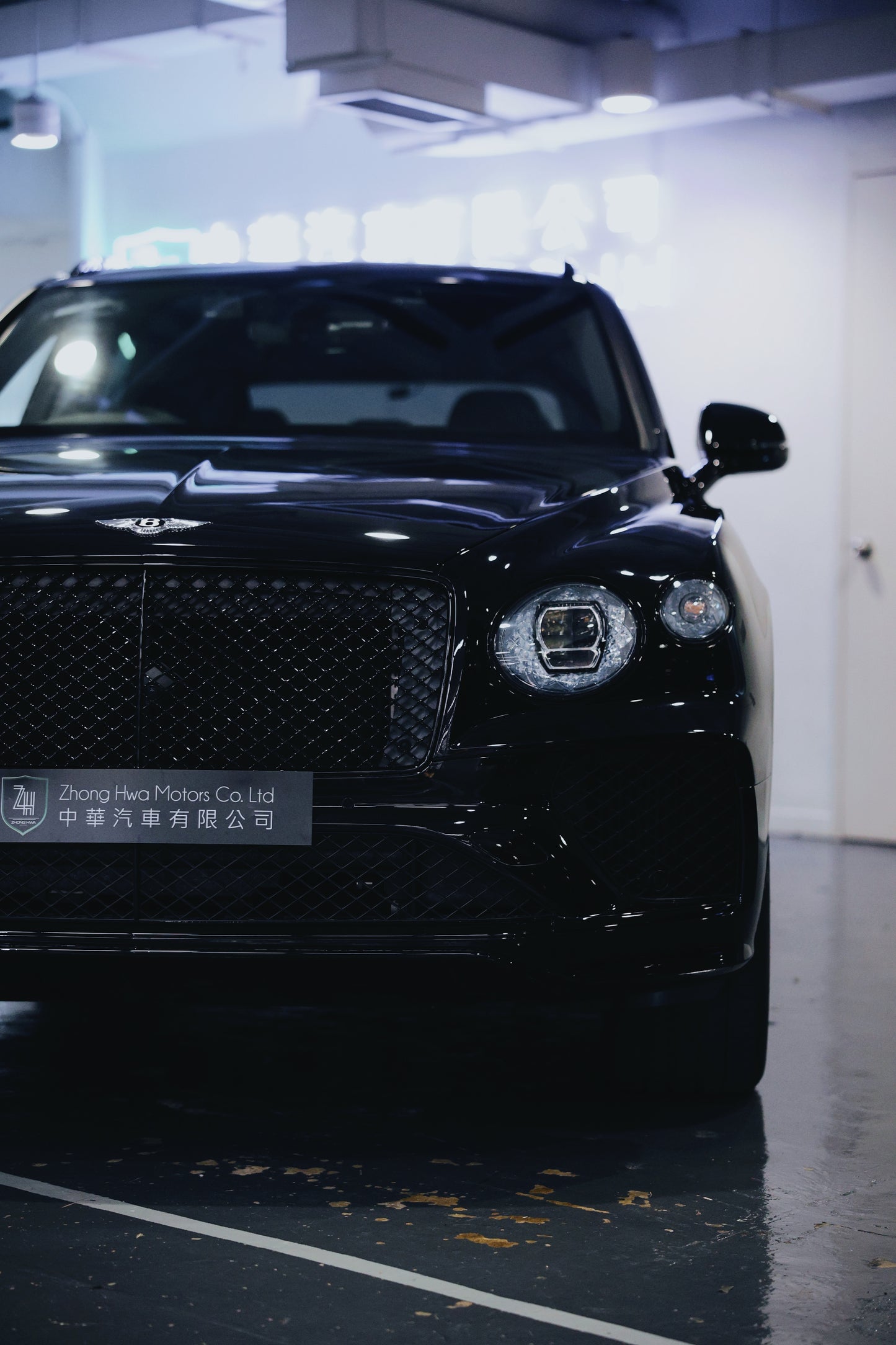 2021 Bentley Bentayga (Blackline)