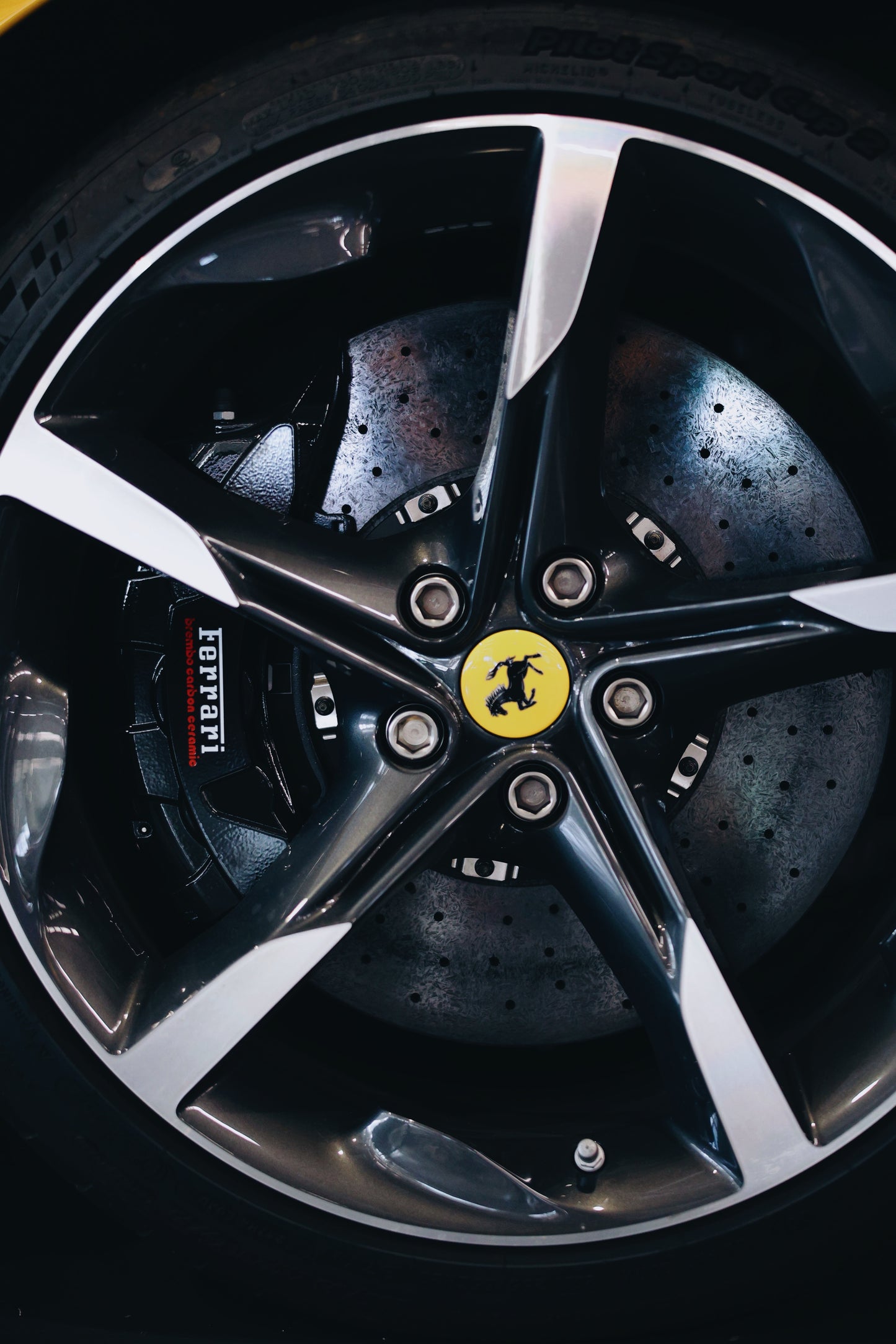 2021 Ferrari SF90 STRADALE