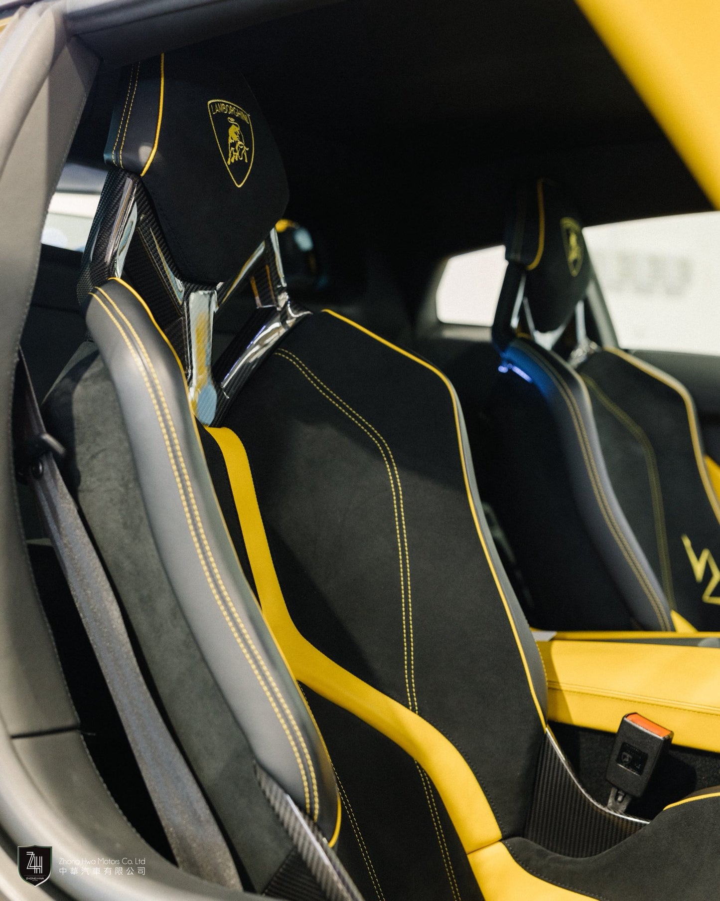 2012 Lamborghini Aventador LP700-4