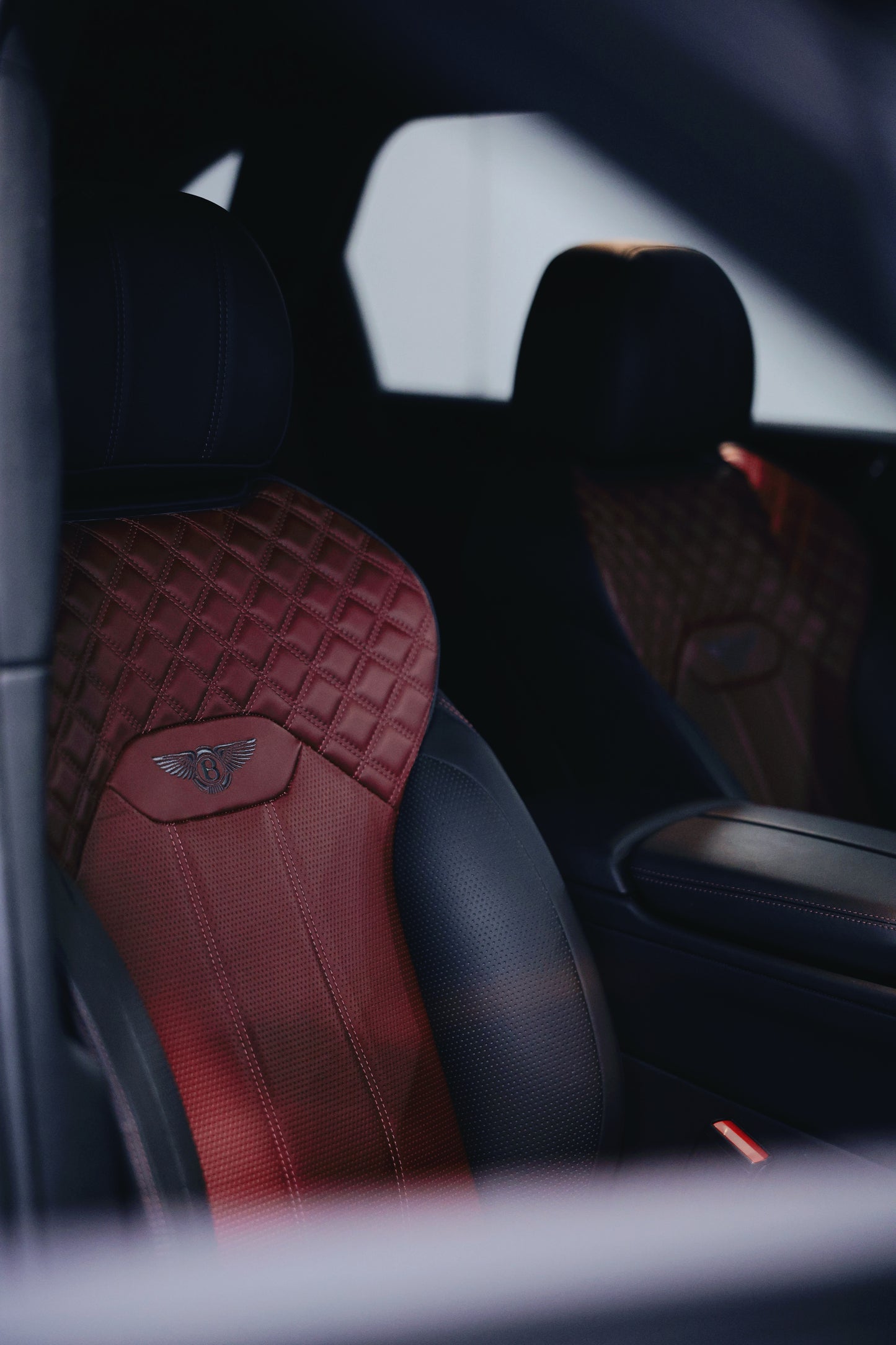 2021 Bentley Bentayga (Blackline)