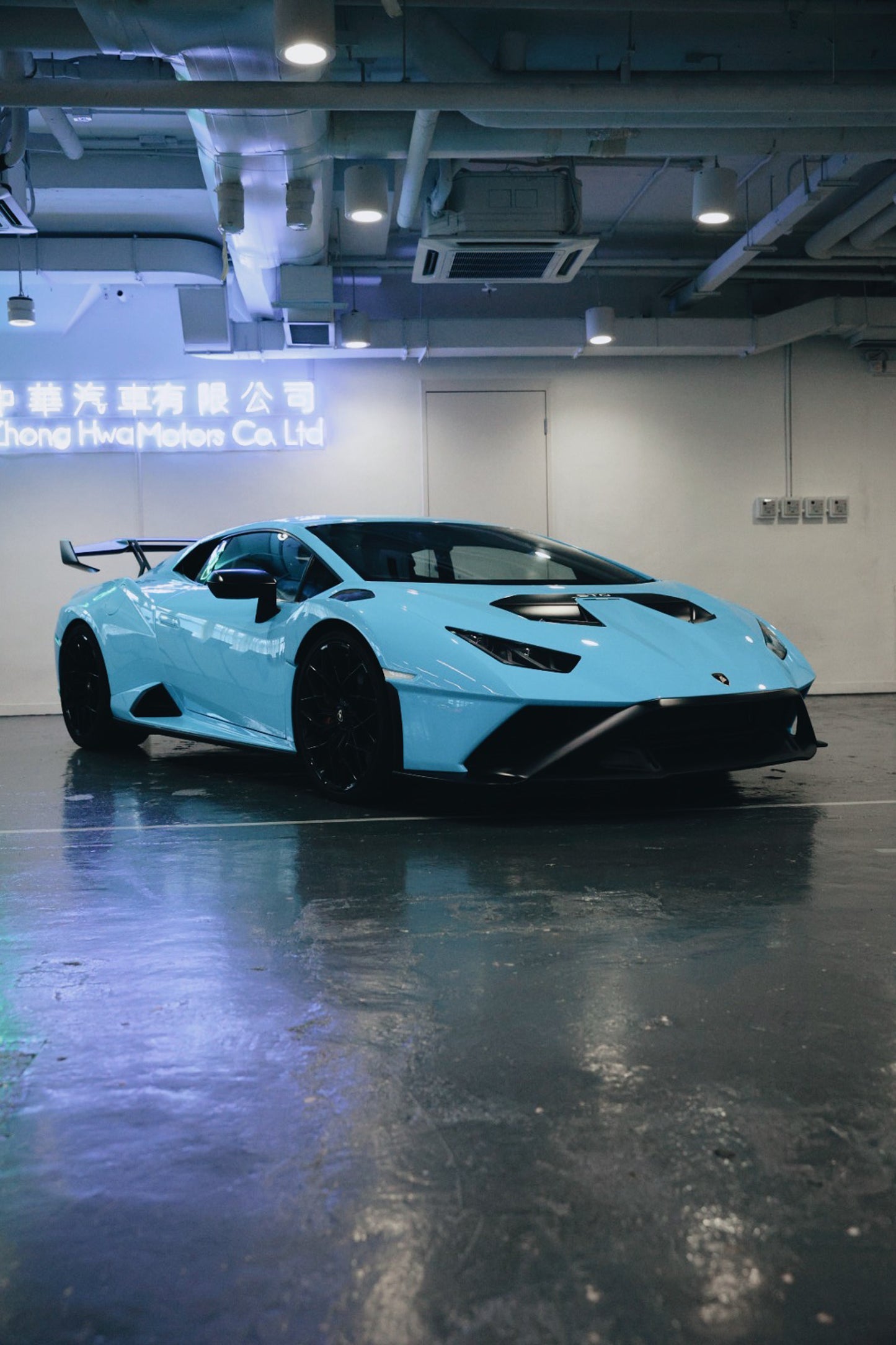 2022 Lamborghini Huracan STO