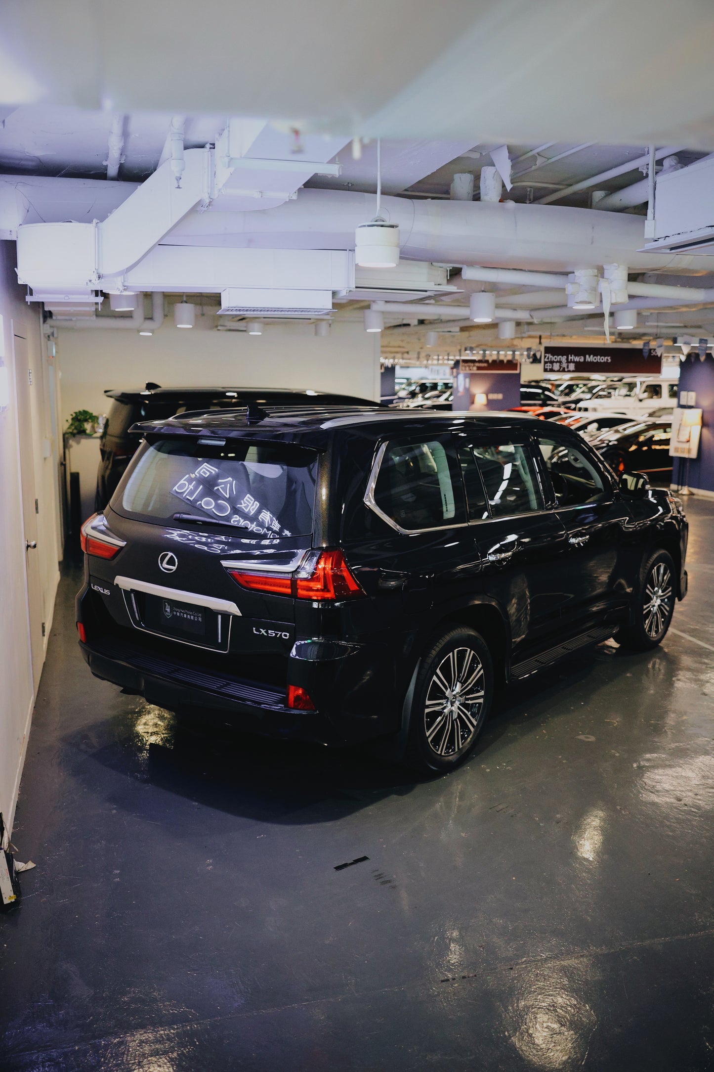 2021 LEXUS LX570 V8
