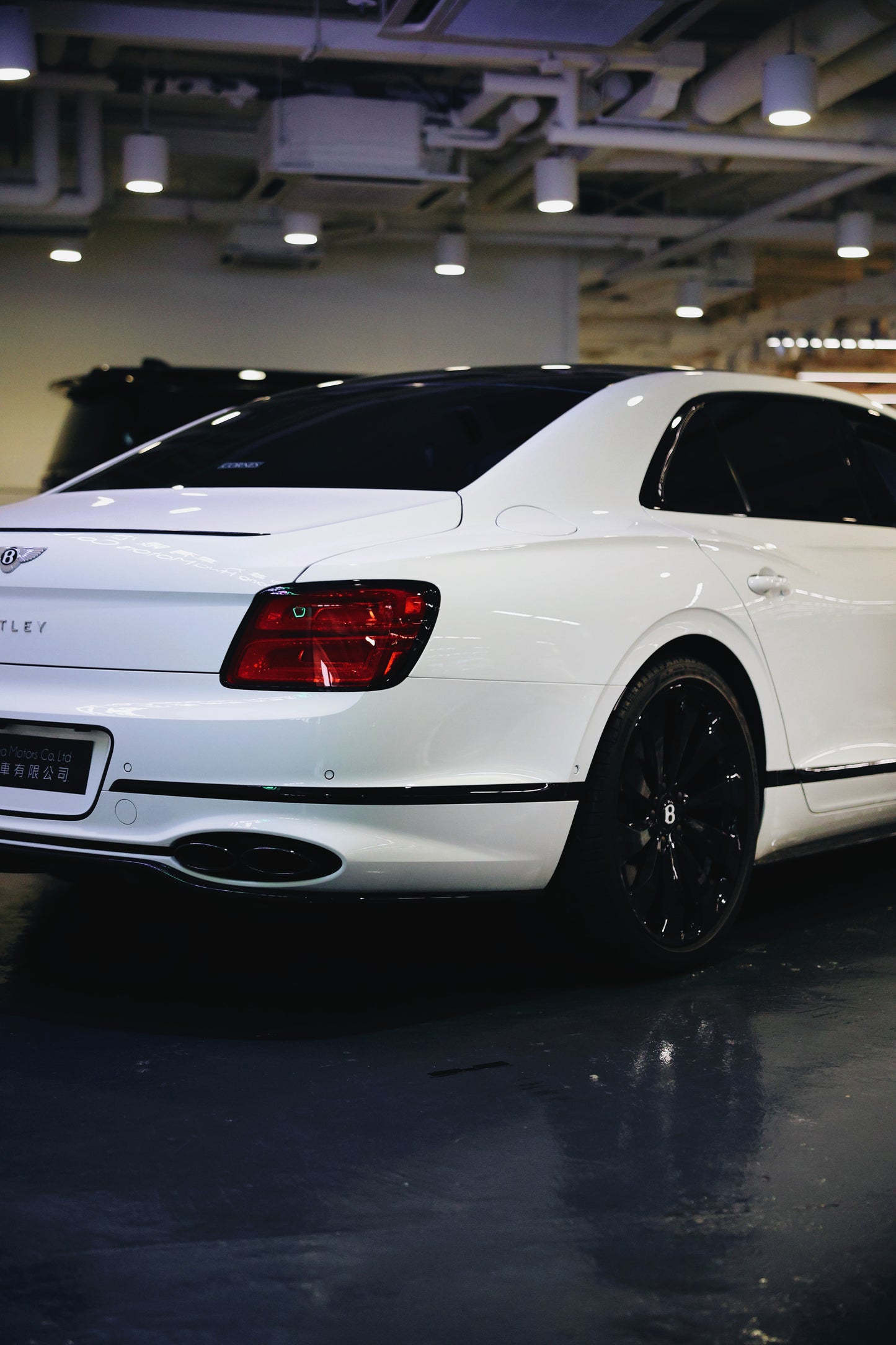 2023 Bentley Flying Spur V8S