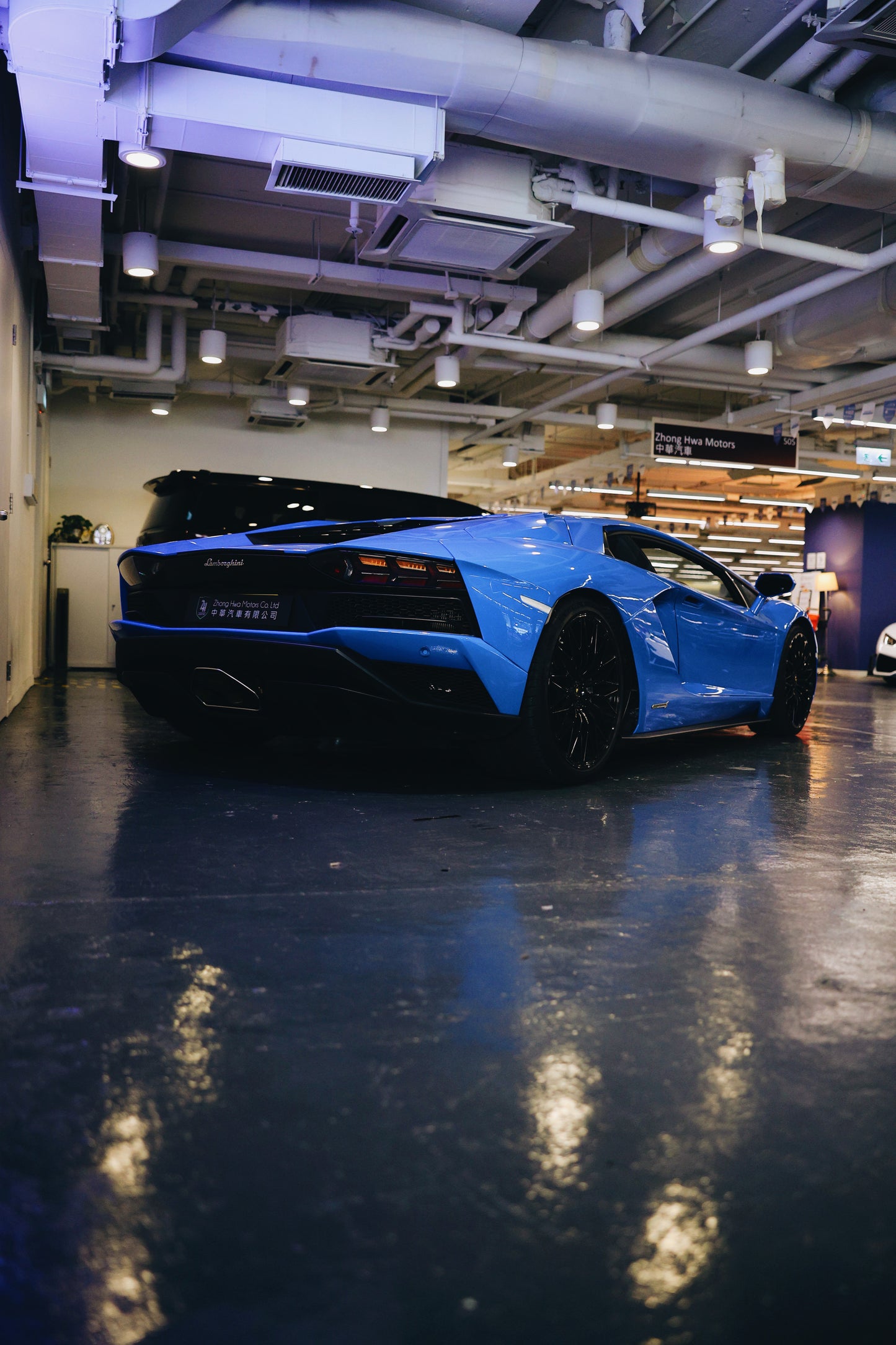 2017 Lamborghini Aventador S LP740
