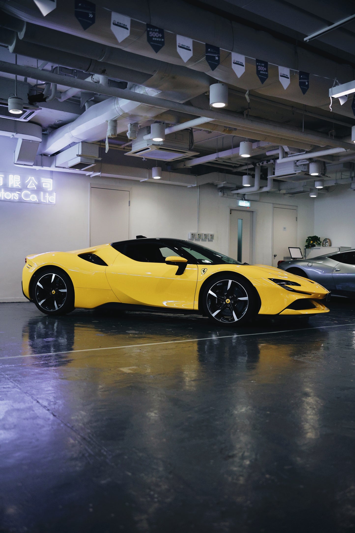 2021 Ferrari SF90 STRADALE