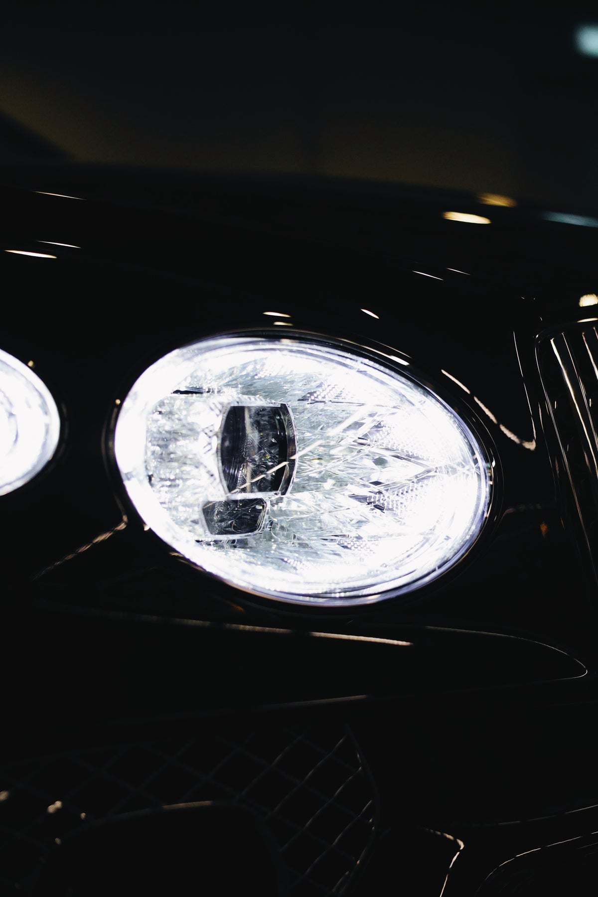 2024 Bentley Bentayga V8 EWB (Extended Wheelbase) Azure