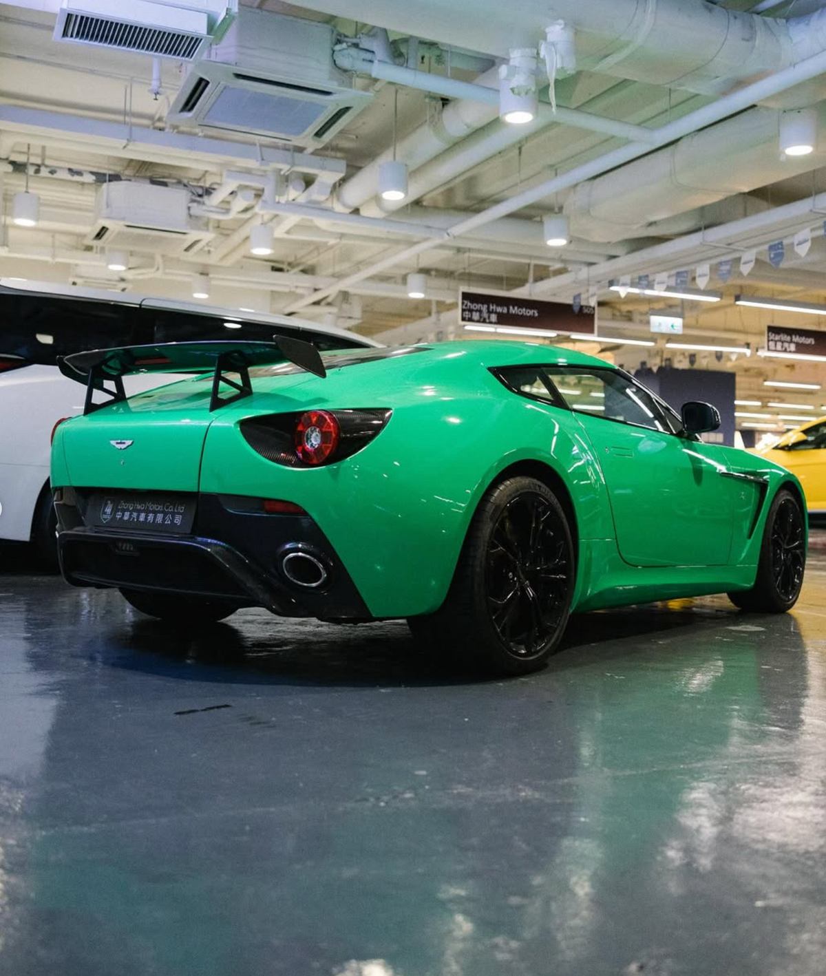 2013 Aston Martin V12 ZAGATO