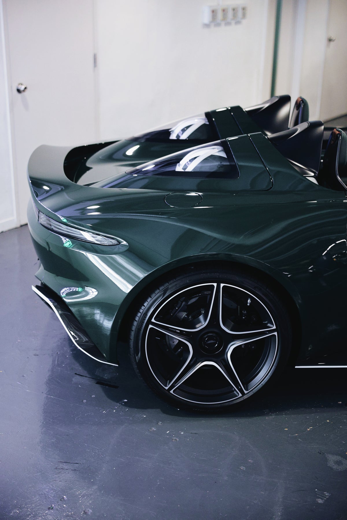 2021 Aston Martin V12 Speedster