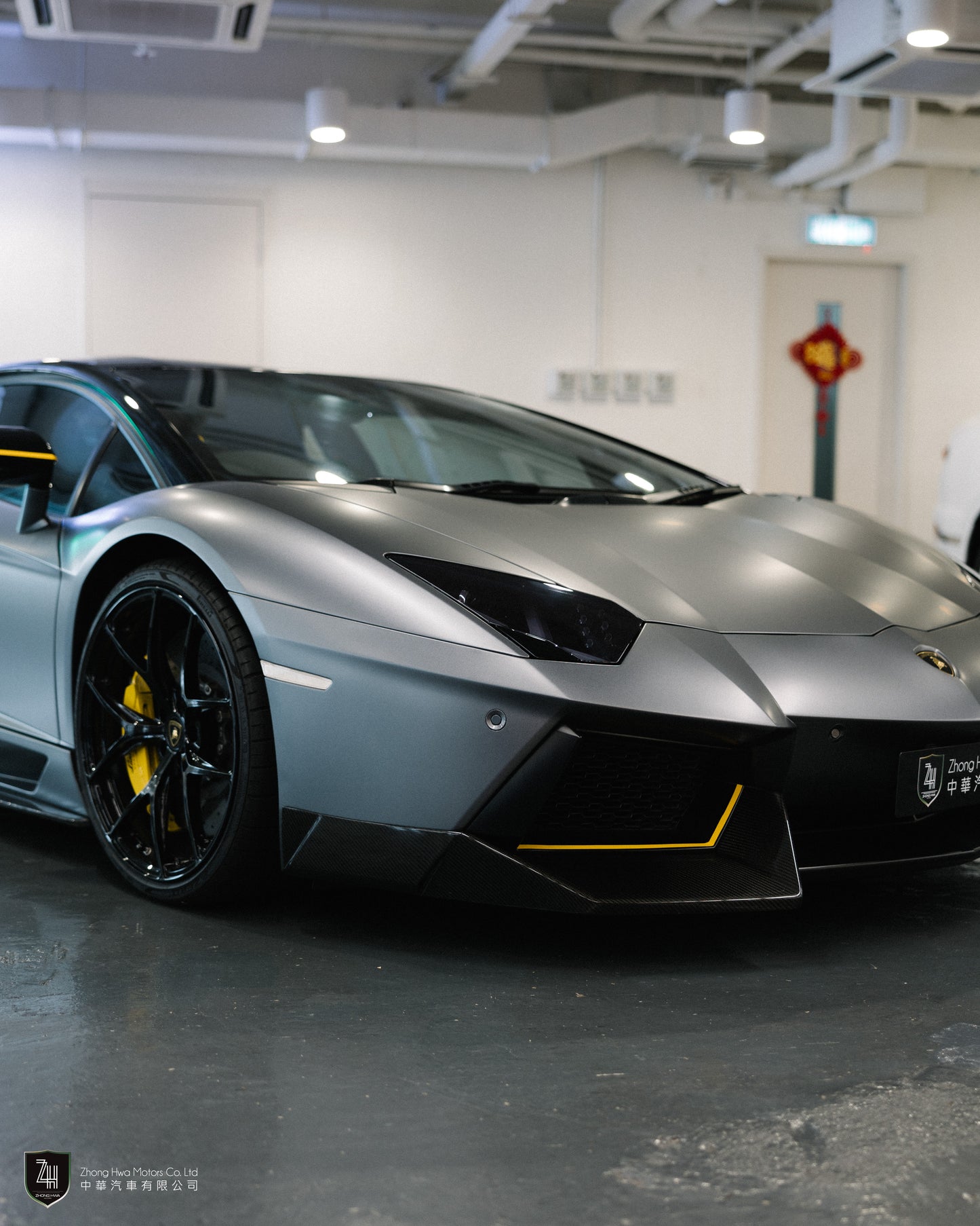 2012 Lamborghini Aventador LP700-4