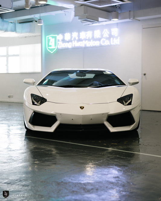 2012 Lamborghini Aventador LP700-4